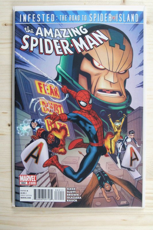 The Amazing Spider-Man #662 (Marvel Comics, 2011), raw comic book in NM 9.4 condition — front cover