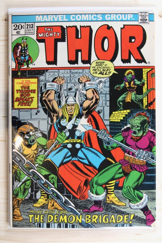 Thor #213 (Marvel Comics, 1973), raw comic book in VF- 7.5 condition — front cover