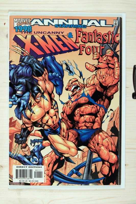 X-Men Annual #22 (Marvel Comics, 1998), raw comic book in VF/NM 9.0 condition — front cover