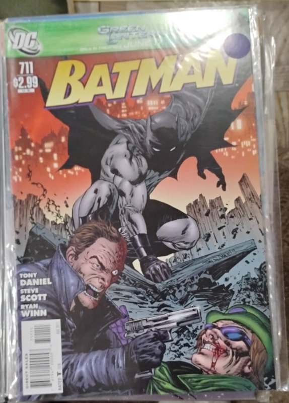 Batman #711 (DC Comics, 2011), raw, ungraded comic book — front cover