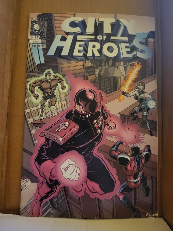 City of Heroes #12 (2005), raw, ungraded comic book — front cover