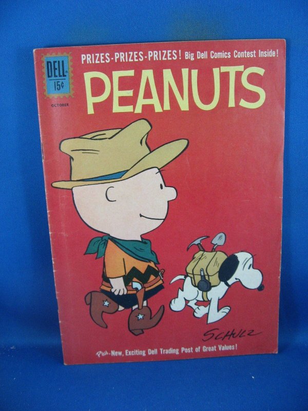 Peanuts #10 (Dell Comics, 1961), raw comic book in VG+ condition — front cover