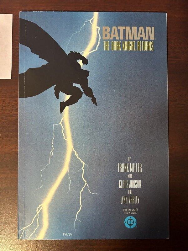 Batman: The Dark Knight Returns #1 (DC Comics, 1986), raw, ungraded comic book — front cover