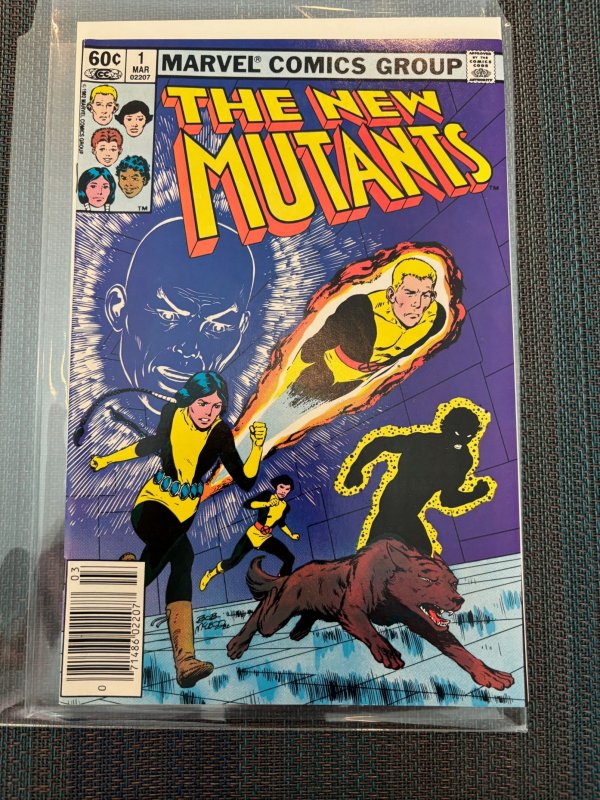 The New Mutants #1 (Marvel Comics, 1983), raw, ungraded comic book — front cover