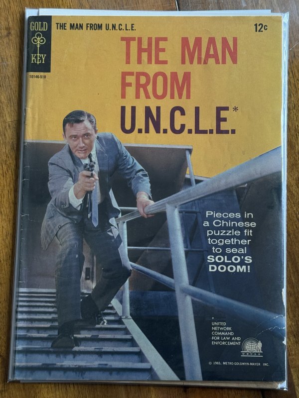 The Man from U.n.c.l.e #2 (1965), raw comic book in FN- 5.5 condition — front cover