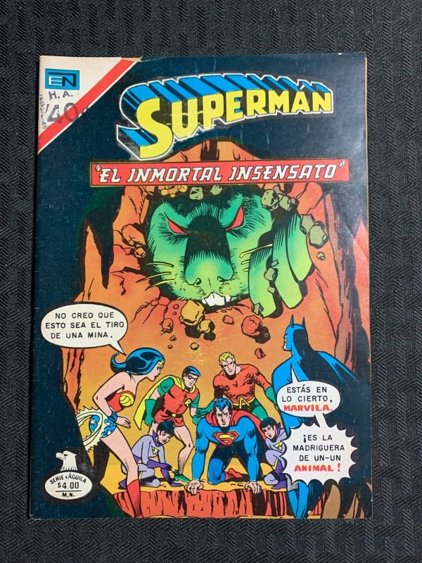 1980 Superman Spanish Digest Comic #2-1251 VG+ 4.5 El Immortal Insensato (1980), raw comic book in VG+ 4.5 condition — front cover