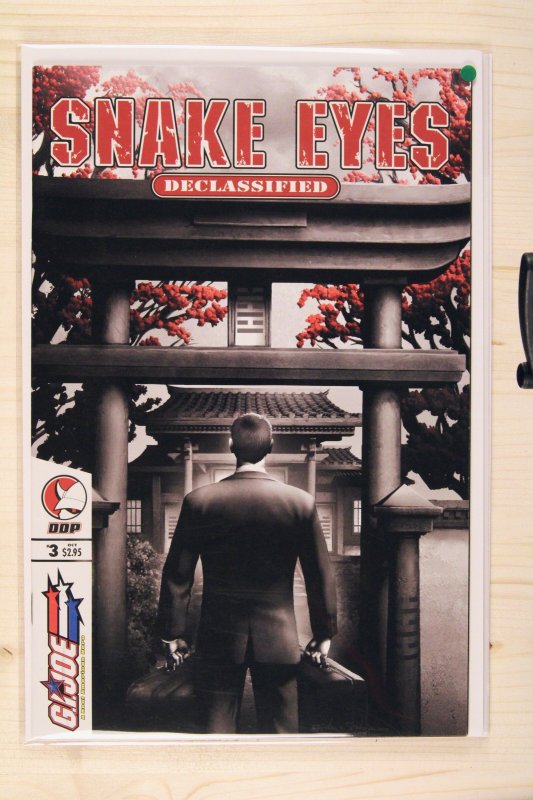Snake Eyes Declassified #3 (2006), raw comic book in NM 9.4 condition — front cover