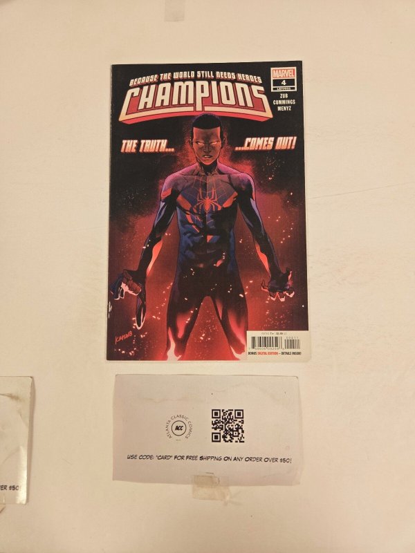 Champions #4 (Marvel Comics, 2016), raw comic book in NM condition — front cover