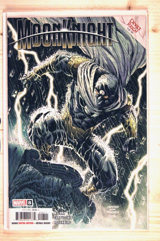 Moon Knight #8 (Marvel Comics, 2022), raw comic book in NM+ 9.6 condition — front cover