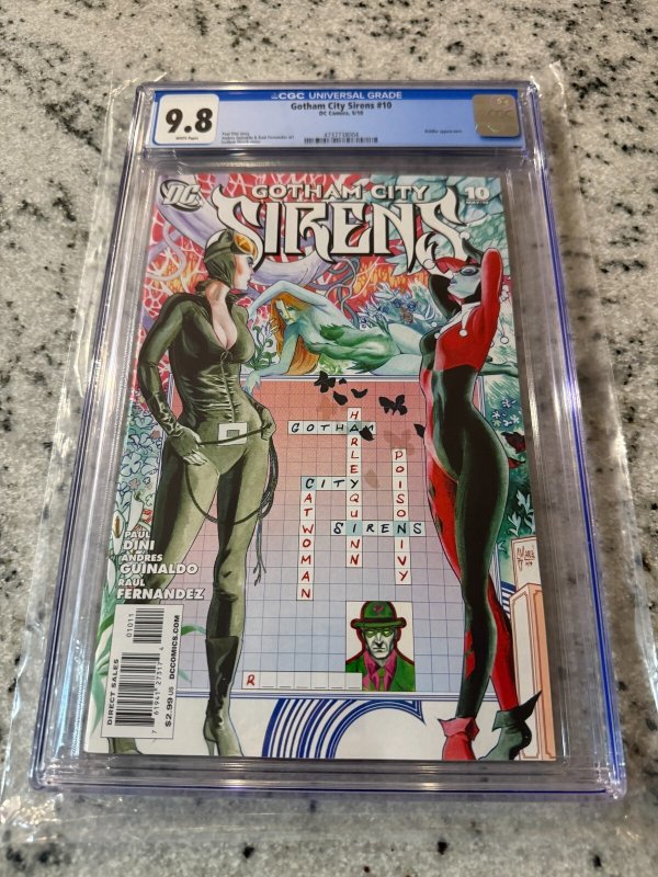 Gotham City Sirens #10 (DC Comics), CGC 9.8 graded comic book, Universal Blue label — front cover in its holder