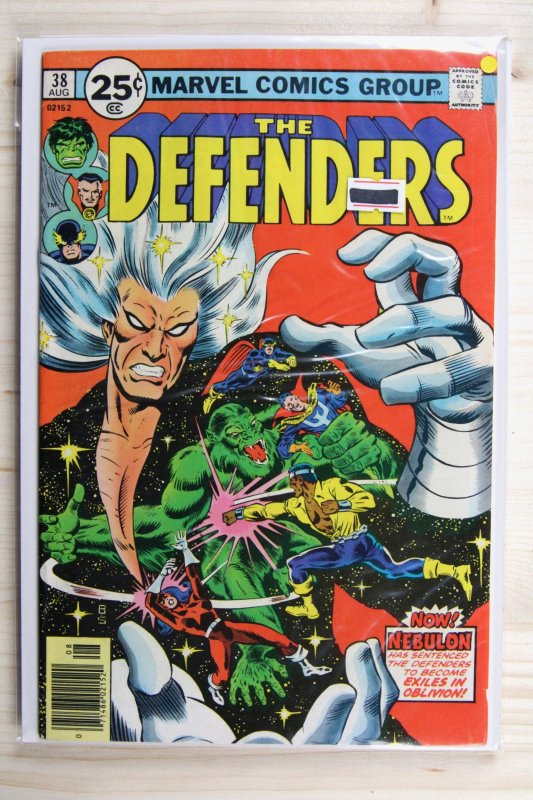 The Defenders #38 (Marvel Comics, 1976), raw comic book in VF- 7.5 condition — front cover