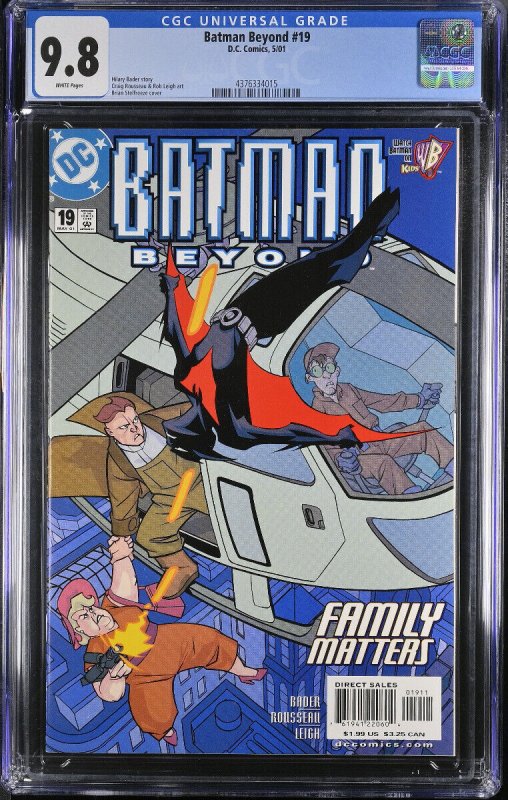 Batman Beyond #19 (DC Comics), CGC 9.8 graded comic book, Universal Blue label — front cover in its holder