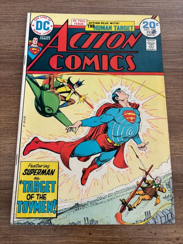 Action Comics #432 (DC Comics, 1974), raw comic book in VF- condition — front cover