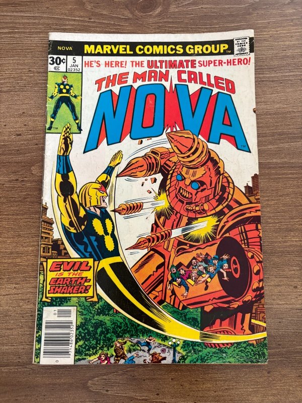Nova #5 (Marvel Comics), raw comic book in FN condition — front cover