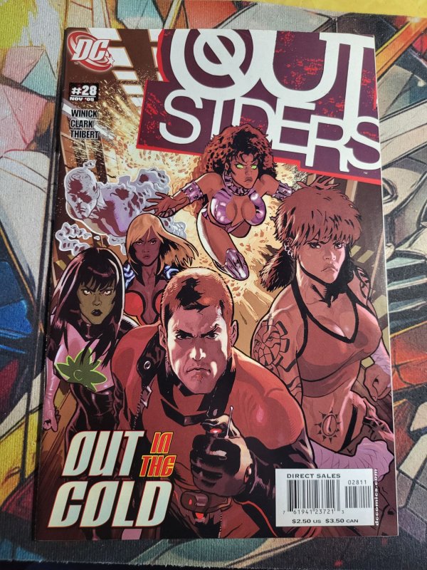 Outsiders #28 (2005), raw, ungraded comic book — front cover