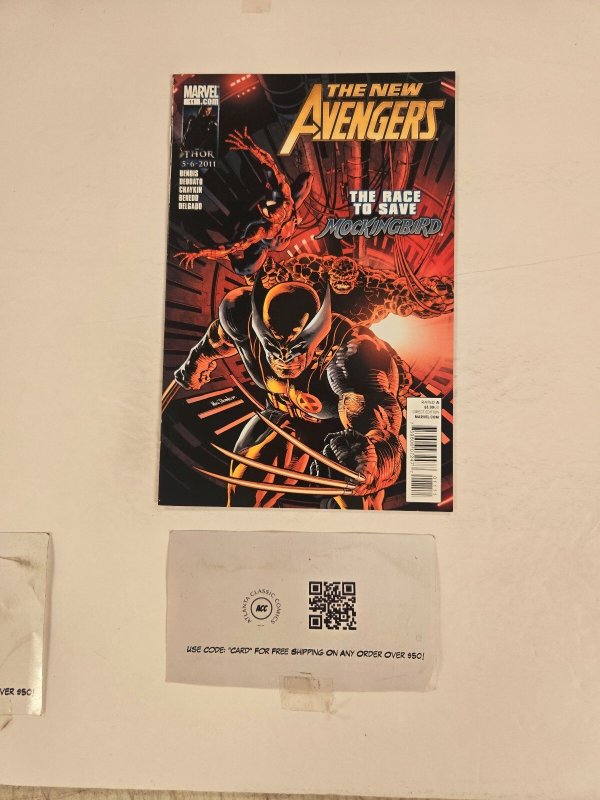 New Avengers #11 (Marvel Comics), raw comic book in NM condition — front cover