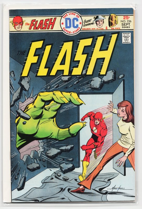 The Flash #236 (DC Comics, 1975), raw, ungraded comic book — front cover