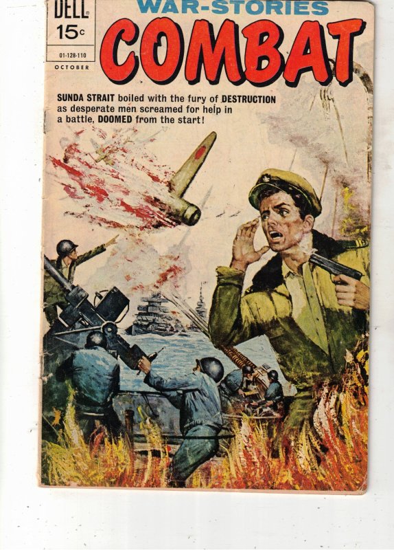 Combat #33 (1971), raw comic book in VG+ condition — front cover