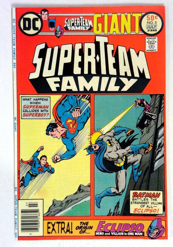 Super-Team Family #5 (DC Comics, 1976), raw comic book in VF/NM condition — front cover