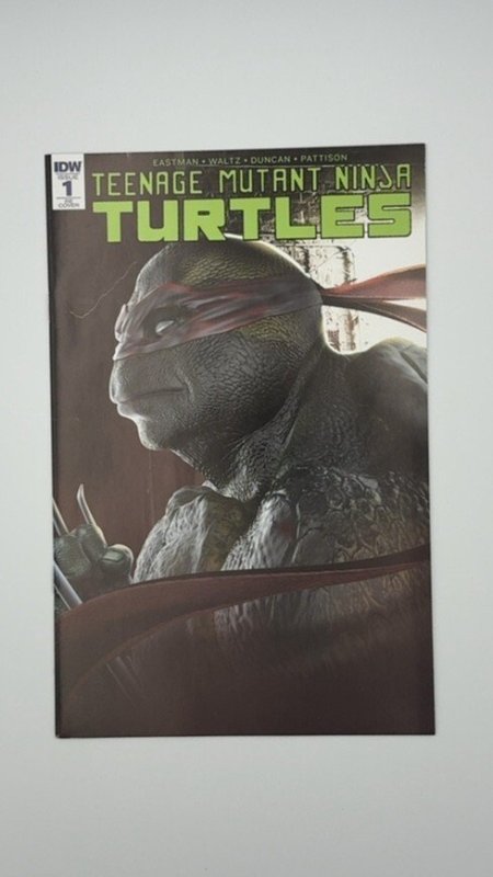 Teenage Mutant Ninja Turtles #1 (IDW Publishing), raw, ungraded comic book — front cover