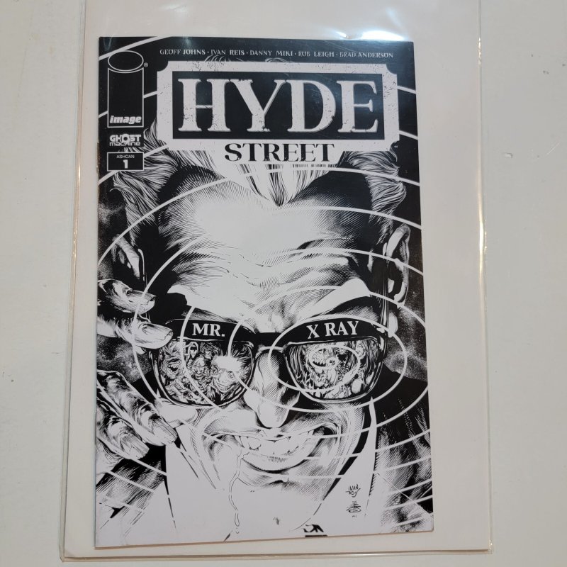 Hyde Street #1 (IDW Publishing, 2024), raw, ungraded comic book — front cover