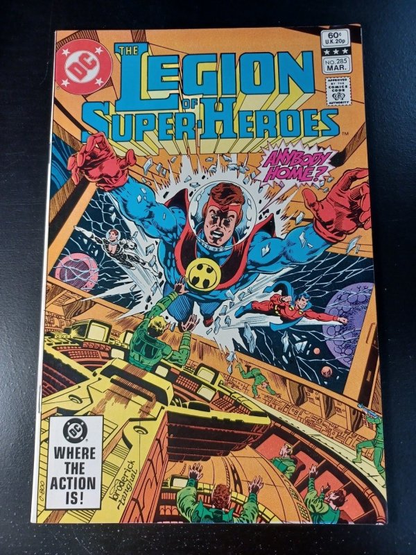 Legion of Super-Heroes #285 (DC Comics, 1982), raw, ungraded comic book — front cover