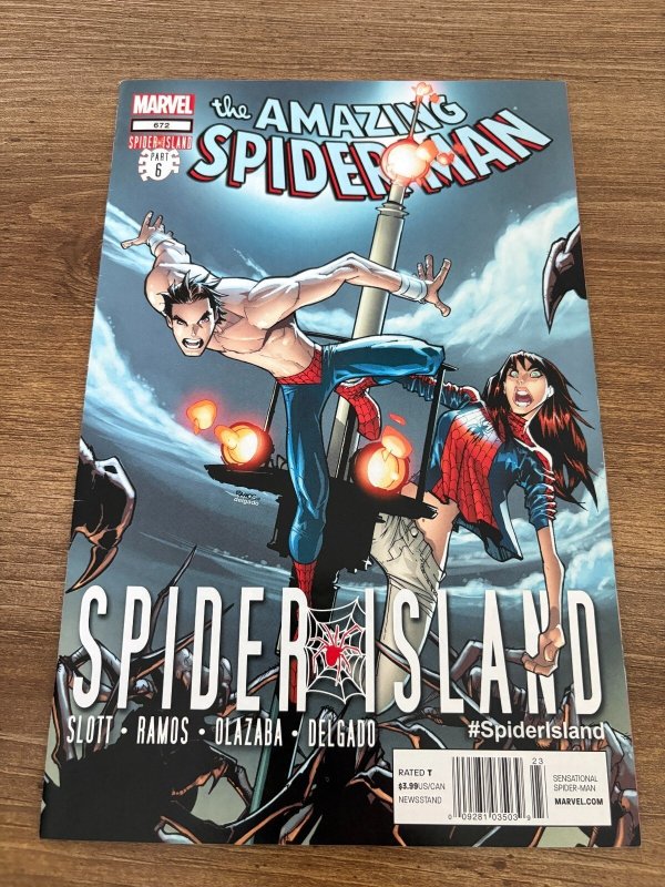 Amazing Spider-Man #672 (Marvel Comics), raw comic book in NM- condition — front cover