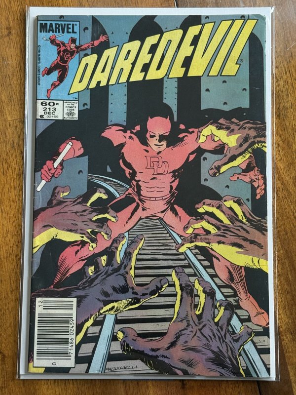 Daredevil #213 (Marvel Comics, 1984), raw comic book in FN 6.0 condition — front cover