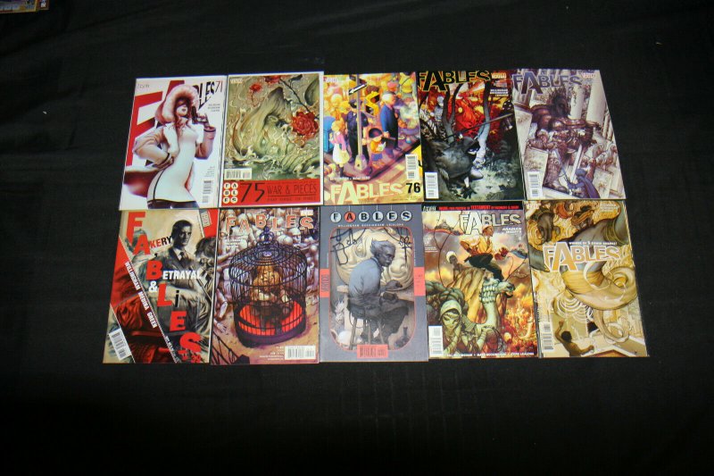 Fables and Fairest Mixed Lot of 121 Comics... VF - NM, raw comic book in VF condition — front cover