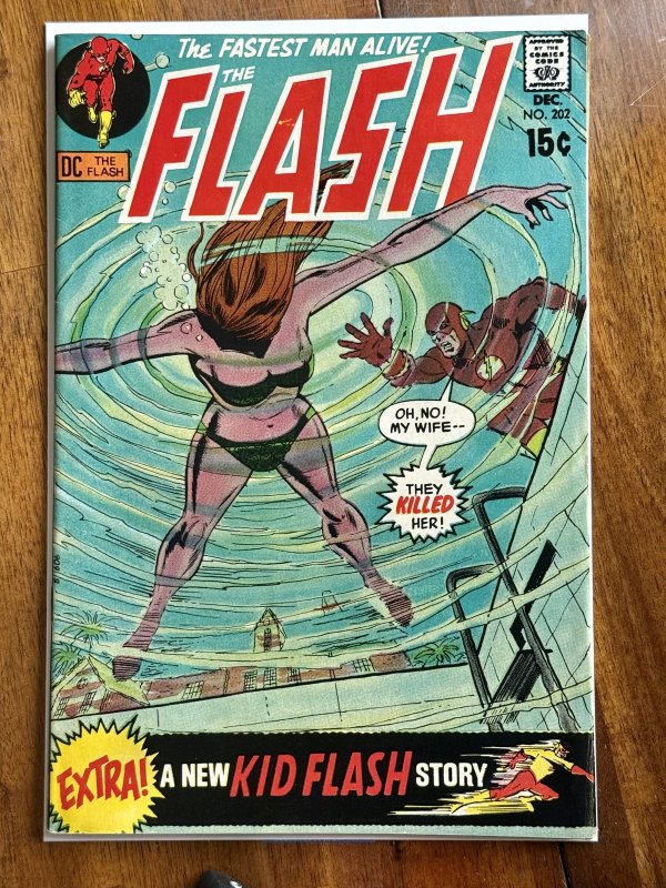 The Flash #202 (DC Comics, 1970), raw comic book in FN+ 6.5 condition — front cover