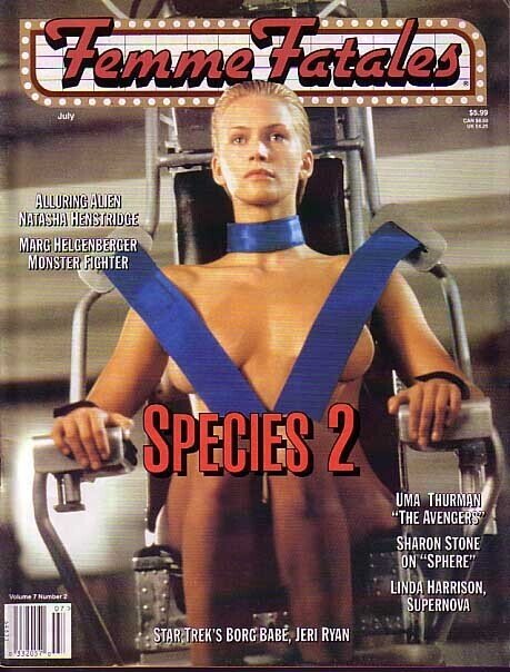 Mag: Femme Fatales-July 1998-Natasha Henstridge Cover FN (1998), raw comic book in FN condition — front cover