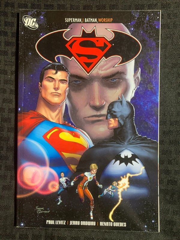 2011 Superman / Batman Worship SC FVF 7.0 1st DC Comics (DC Comics, 2011), raw comic book in 7.0 condition — front cover