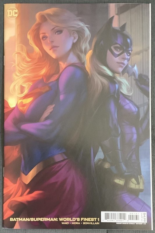 Batman/Superman: World's Finest #1 (DC Comics, 2022), raw comic book in NM/M condition — front cover