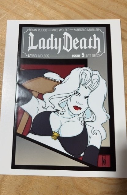 Lady Death #5 (Boundless Comics, 2011), raw comic book in NM condition — front cover