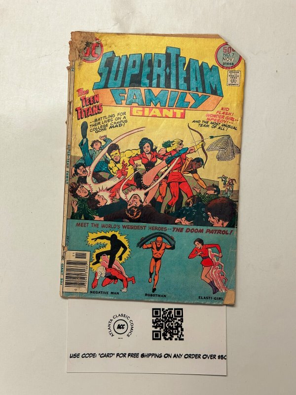 Super Team Family #7 (DC Comics), raw comic book in VG condition — front cover