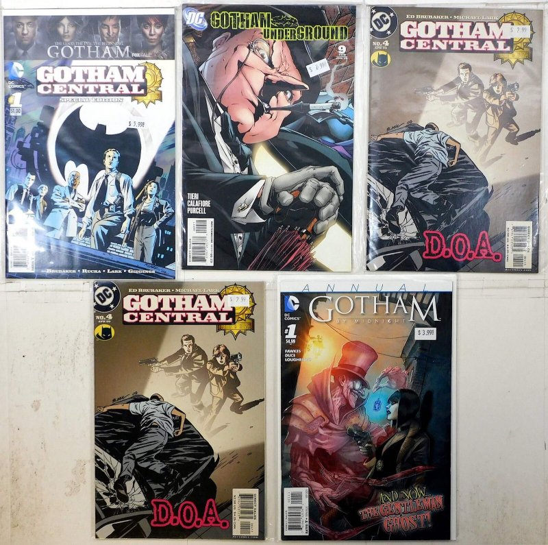 Gotham Lot 5 #Central 4x2, SE 1, Underground 9, Annual 1 2014 DC Comics (DC Comics, 2014), raw, ungraded comic book — front cover