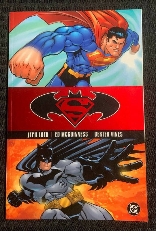 2005 Superman / Batman Public Enemies by Loeb & McGuinness SC VF 8.0 2nd DC (DC Comics, 2005), raw comic book in VF 8.0 condition — front cover