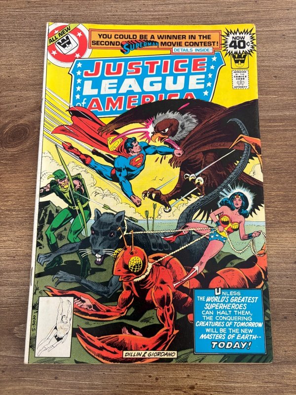 Justice League of America #162 (DC Comics), raw comic book in VF condition — front cover