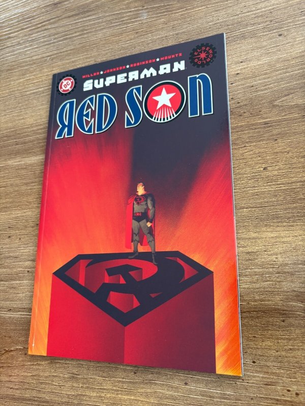 Superman Red Son #1 (DC Comics), raw comic book in NM condition — front cover