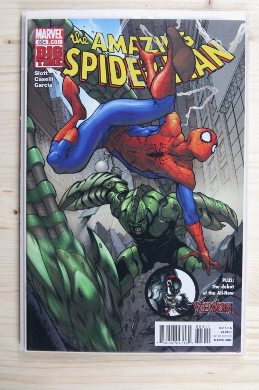 The Amazing Spider-Man #654 (Marvel Comics, 2011), raw comic book in NM 9.4 condition — front cover