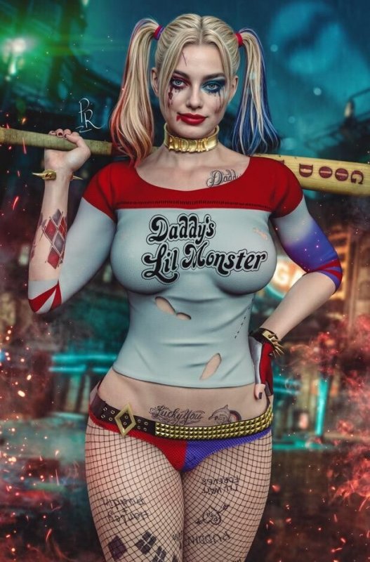 Harley Quinn Cosplay #4, raw, ungraded comic book — front cover