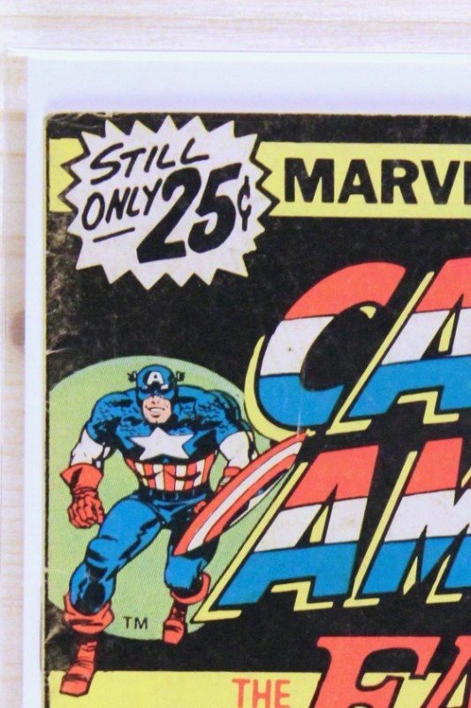 Captain America #198 (Marvel Comics, 1976), raw comic book in FN+ 6.5 condition — front cover