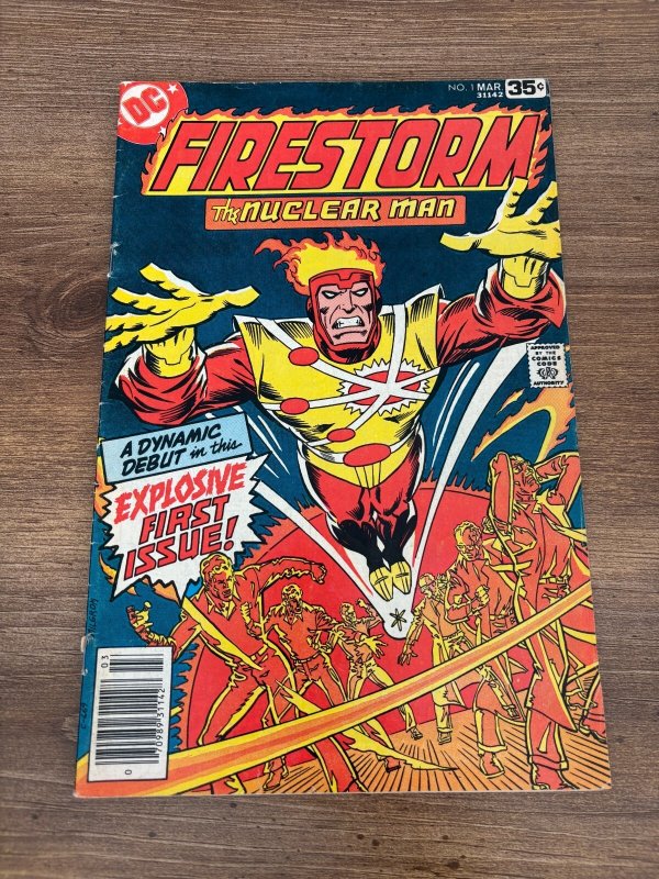 Firestorm #1 (DC Comics), raw comic book in FN condition — front cover