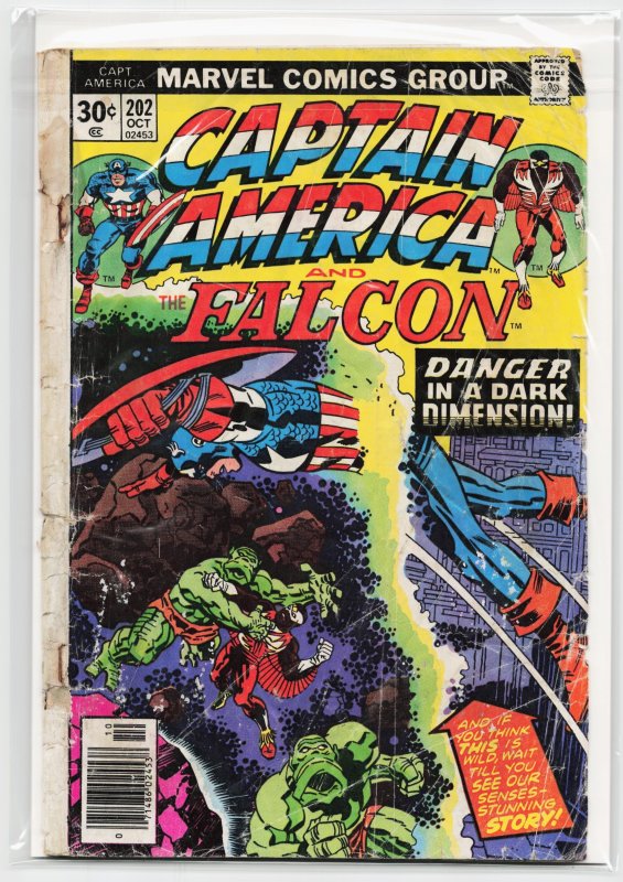 Captain America #202 (Marvel Comics, 1976), raw, ungraded comic book — front cover