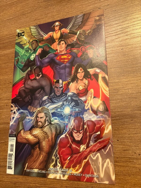 Justice League #14 (DC Comics), raw comic book in NM condition — front cover