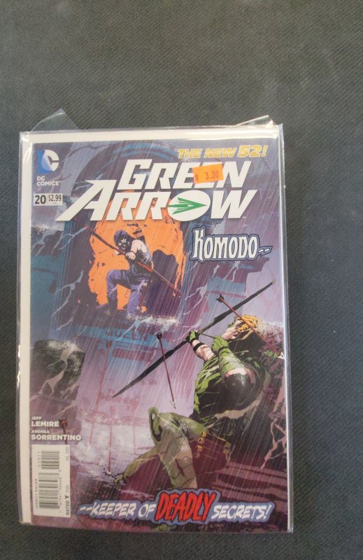 Green Arrow #20 (DC Comics, 2013), raw, ungraded comic book — front cover