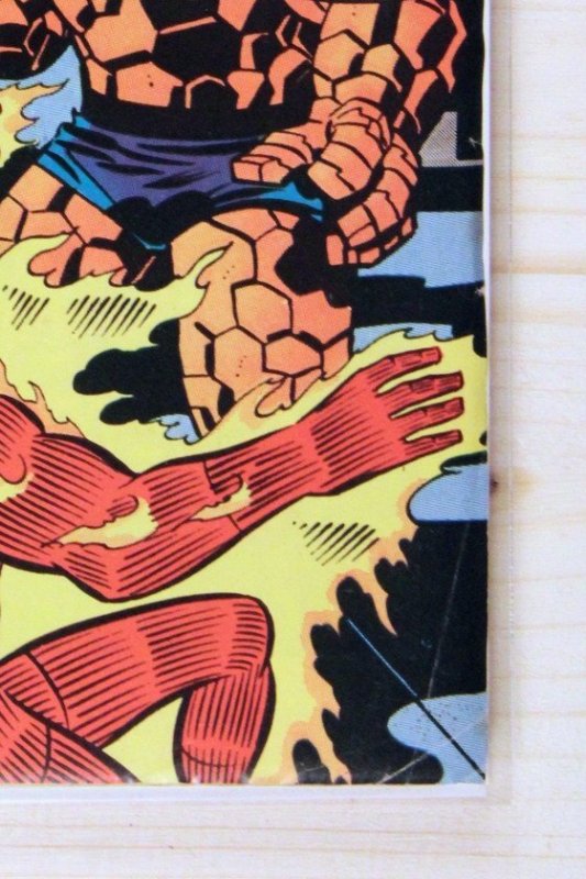 Fantastic Four #177 (Marvel Comics, 1976), raw comic book in FN/VF 7.0 condition — front cover