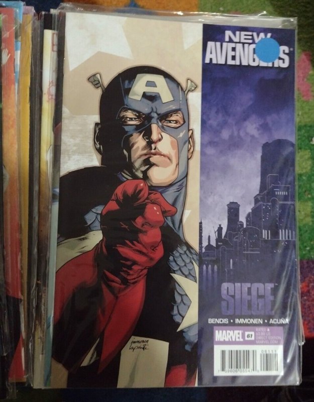 New Avengers #61 (Marvel Comics, 2010), raw, ungraded comic book — front cover