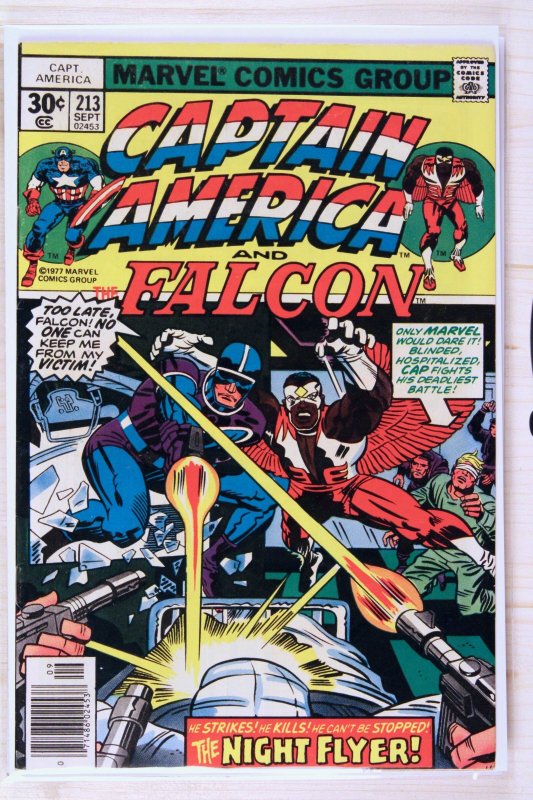 Captain America #213 (Marvel Comics, 1977), raw comic book in VF 8.0 condition — front cover