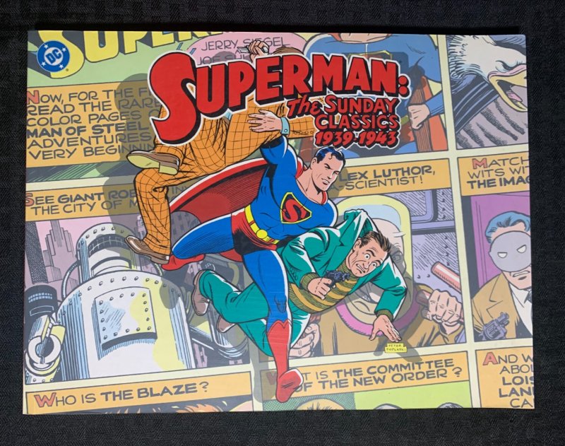 1998 Superman the Sunday Classics 1939-1943 SC FVF 7.0 1st Kitchen Sink, raw comic book in 7.0 condition — front cover